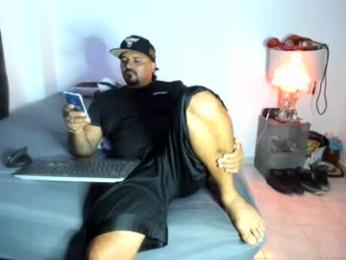 pikoro_gomez webcam model stream image