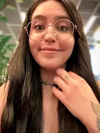 meow_girl webcam model stream image