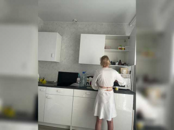 vik77777A webcam model stream image