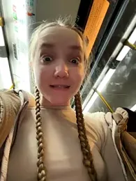 bambi_lu webcam stripchat model stream image