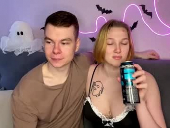 julielourens webcam model stream image