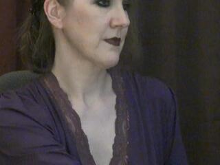 Mistress Vivian webcam model stream image