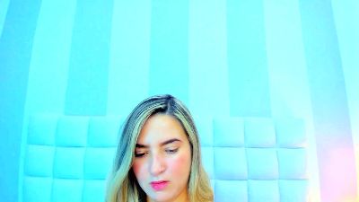 teresasroom_ webcam model stream image