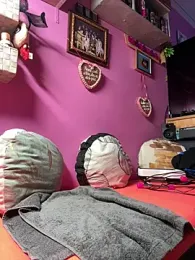 sexymelli18 webcam model stream image