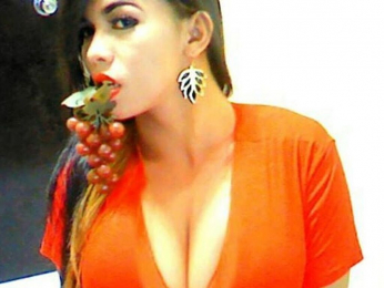 NathalieGibson webcam model stream image