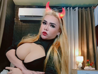 NathalieGibson webcam model stream image