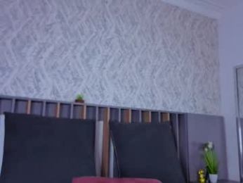 mia_oceann webcam model stream image