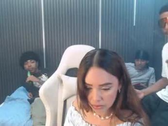 naomis_36 webcam model stream image