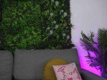 AmiraRoshen webcam model stream image