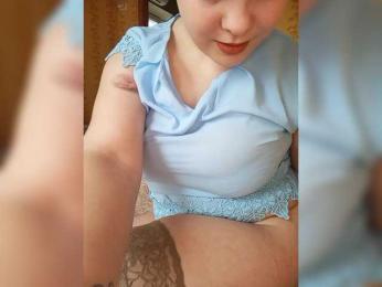SweetPiggy webcam model stream image