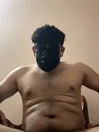 Maxwithsexybody webcam model stream image