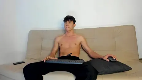 Lucas-Aaron webcam model stream image