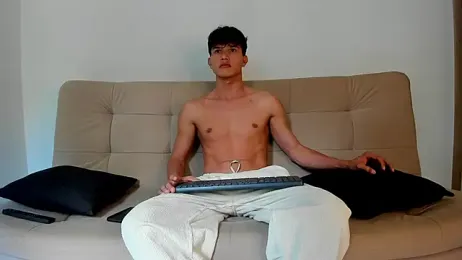 Lucas-Aaron webcam model stream image