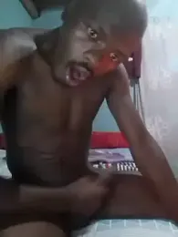 DigCrok webcam model stream image