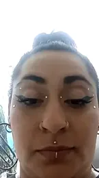 YiingandYang webcam model stream image