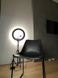 _Monic_ webcam model stream image