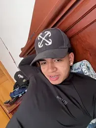 JoanG10 webcam model stream image