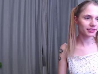 liana_meow246 webcam model stream image