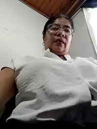 __valentina18 webcam model stream image