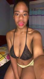 Mcamila webcam model stream image