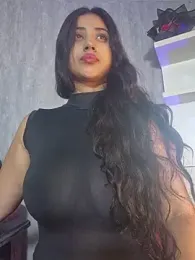 Valentinne_z webcam model stream image