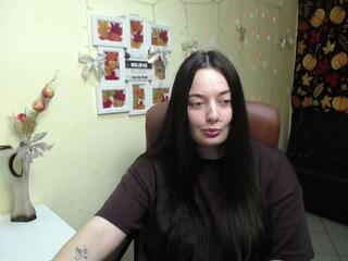 Milana Ora webcam model stream image