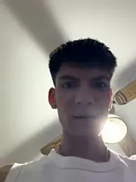 Luck__090 webcam model stream image