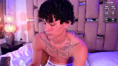 MagnoRose_ webcam cam4 model stream image