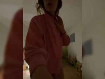 Chikipikin webcam model stream image