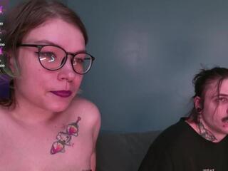 Felicity & Fenris webcam model stream image