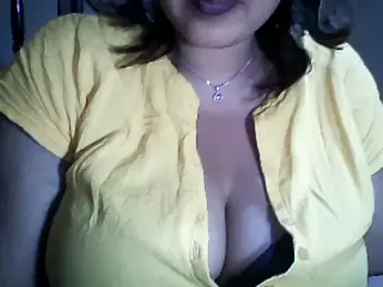 layanah12 webcam model stream image