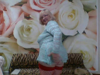 Beatris-K webcam model stream image