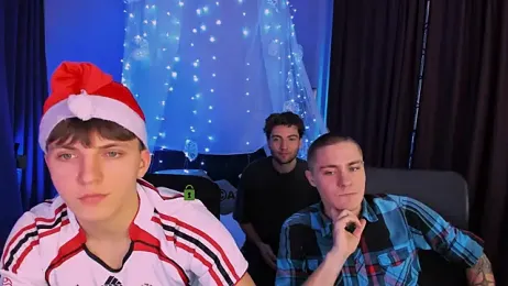 travis_wolf_ webcam model stream image