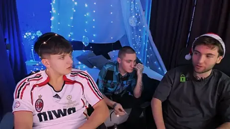 travis_wolf_ webcam model stream image