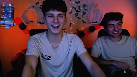 travis_wolf_ webcam model stream image