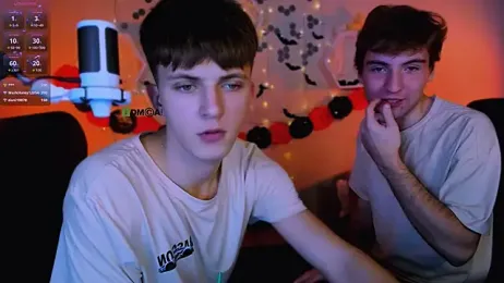 travis_wolf_ webcam model stream image