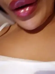 Sexlove1xo webcam model stream image