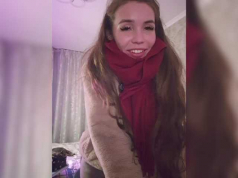 YonaBones webcam model stream image