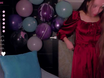 YonaBones webcam model stream image