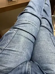 kartik_12098 webcam model stream image