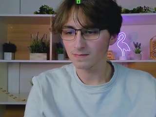 azen-rush webcam model stream image