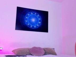 lucy-spring webcam model stream image