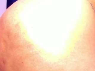 lucy-spring webcam model stream image