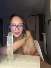 honeymalou webcam model stream image