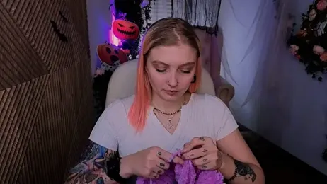 Kiki_shay webcam model stream image