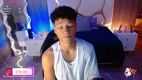 Ette_tay webcam model stream image