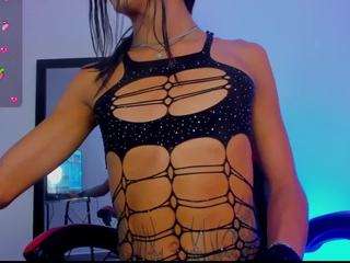 bellasweet11 webcam model stream image