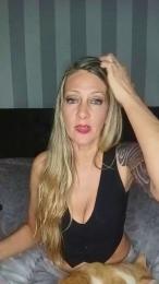Vanuchita webcam model stream image