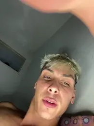 Babyfacenik webcam model stream image