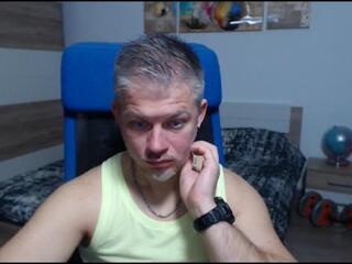 Robby Shaw webcam model stream image